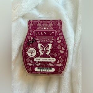 Scentsy Black Currant and Plum, wax bar melts, *Retired scent*, partial bar
